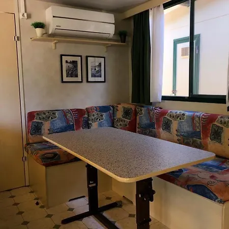 Toskana-viareggio-chalet-zona-rosa-1-mit-klimaanlage-und-wlan